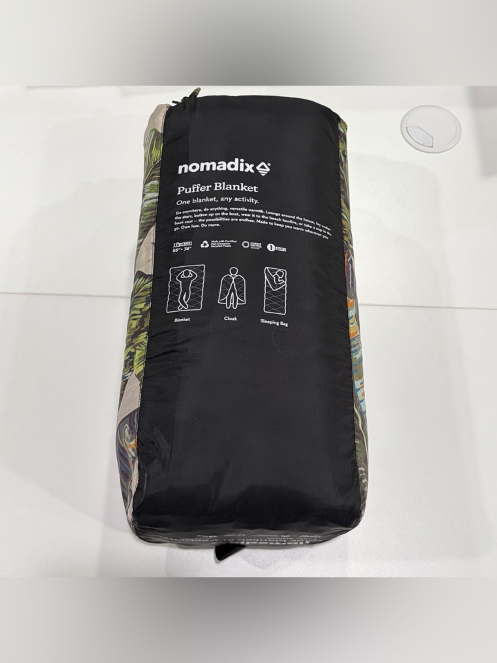 Nomadix Puffer Packable Throw Blanket 55x74” Stuff Sack Green Pattern NWT - Picture 3 of 7